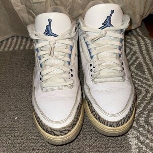 Air Jordan 3s “UNC”